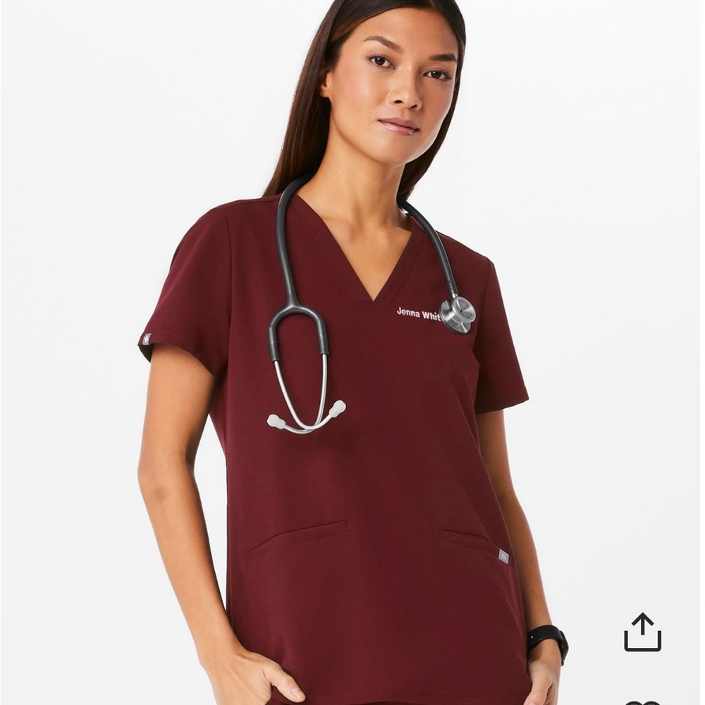 Figs Casma Three Pocket Scrub Top Burgundy